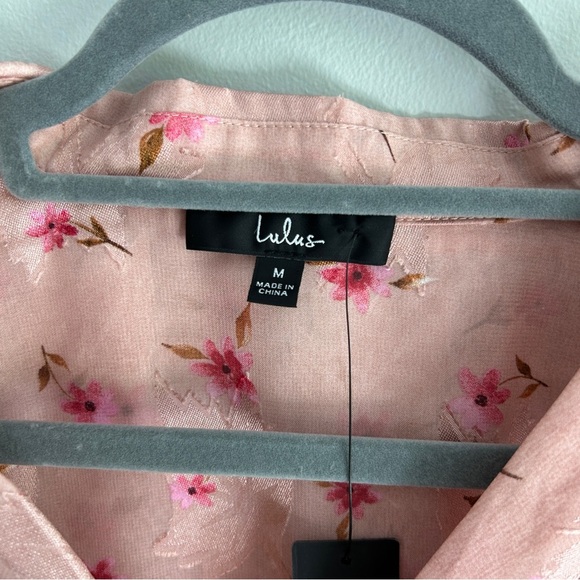 NWT Lulu's Pink Floral Semi Sheer Tie Front Long Sleeve Button Up Top 8 - Picture 7 of 7